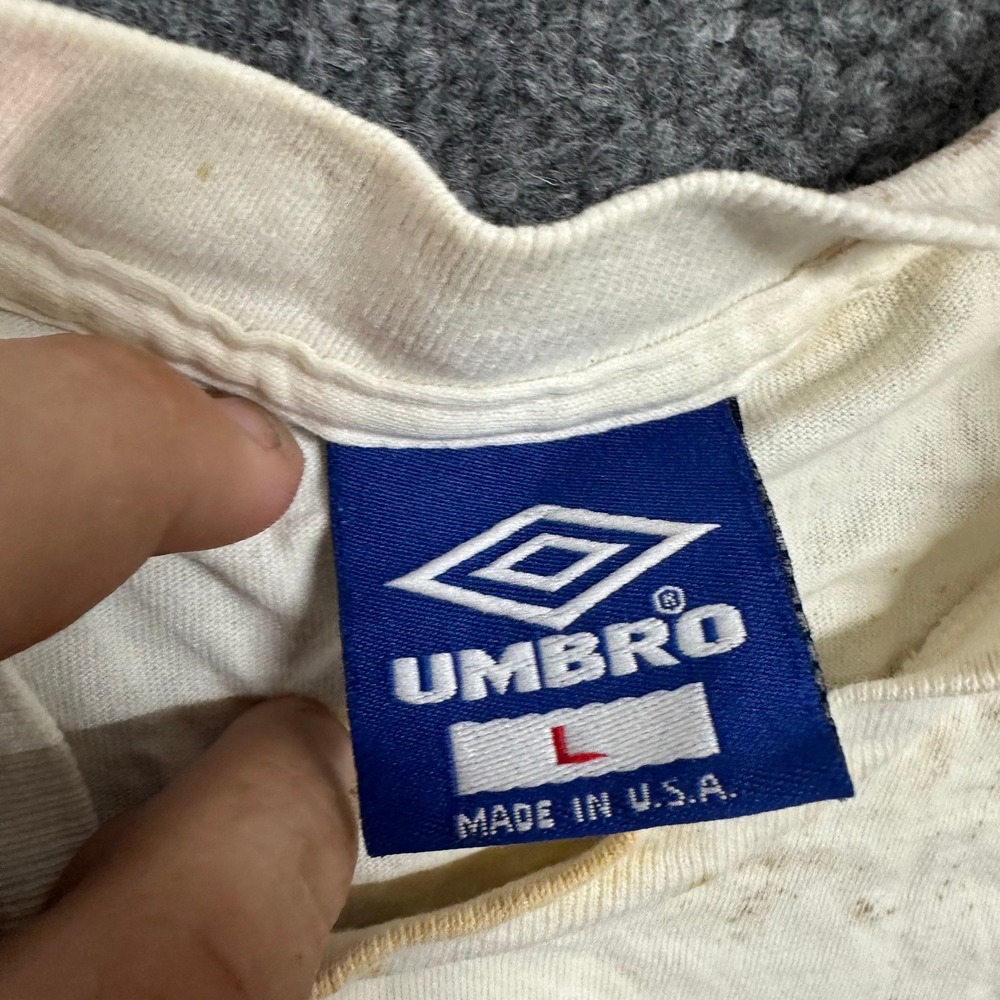 Umbro T-Shirt Mens Size L White Vintage Soccer Graphic USA Made Distressed - Picture 4 of 8